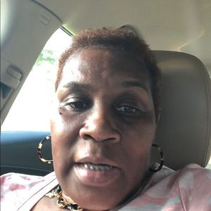 Meet your Posher, Shelia